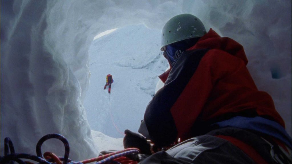 Касаясь пустоты (Touching the void), 2003